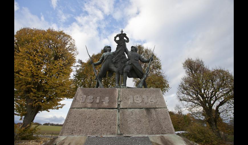 Le Monument des Marie-Louise sur le Chemin des Dames (Aisne)