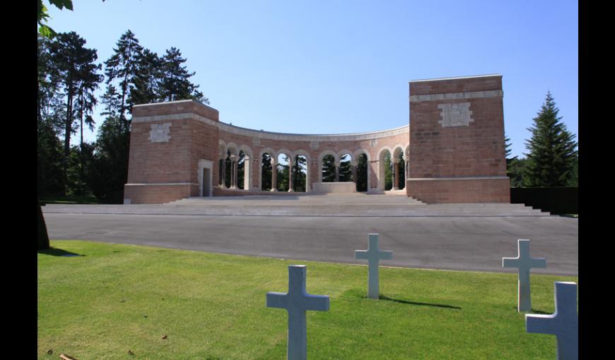 Cimetière américain "Oise-Aisne" à Seringes-et-Nesles