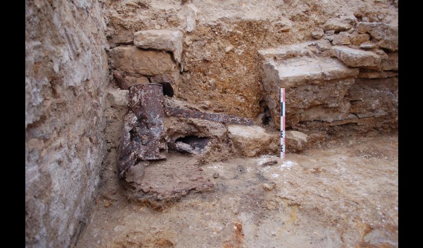 Fouille archéologique sur le parking au nord de la Caverne du Dragon (Aisne)