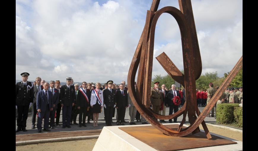 Inauguration du Mémorial international aux joueurs de rugby morts durant la Grande Guerre : "Rubans de la Mémoire", le 16 septembre 2017