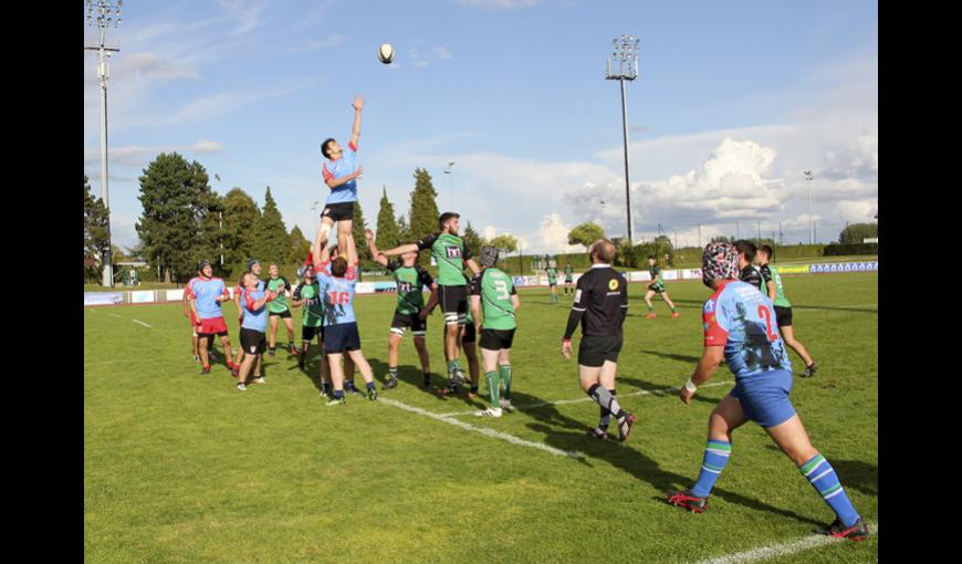 Tournoi de jeunes « La tranchée des rugbymen » avec les clubs de Compiègne, Epernay et Trojans FC d'Angleterre, Firewood du Pays de Galles.