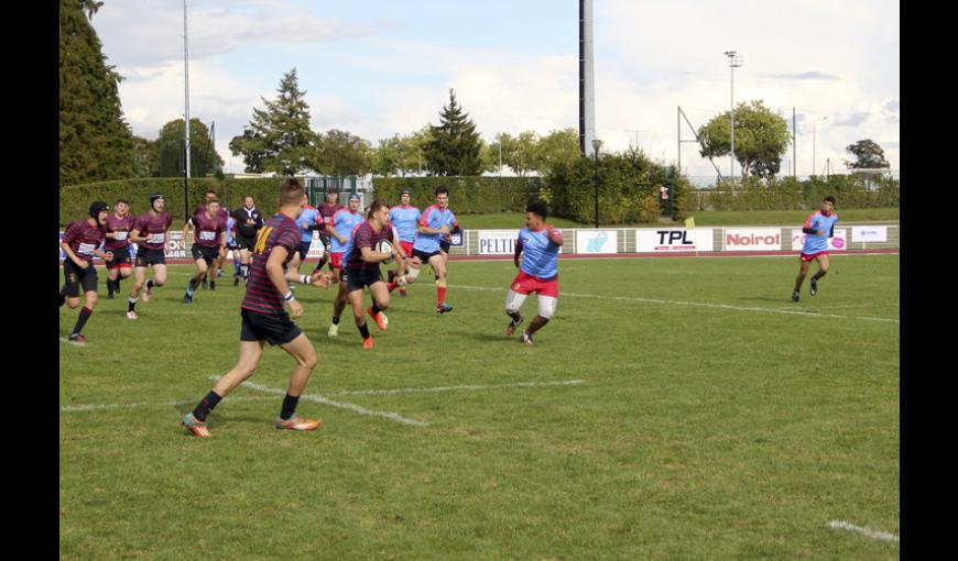 Tournoi de jeunes « La tranchée des rugbymen » avec les clubs de Compiègne, Epernay et Trojans FC d'Angleterre, Firewood du Pays de Galles.