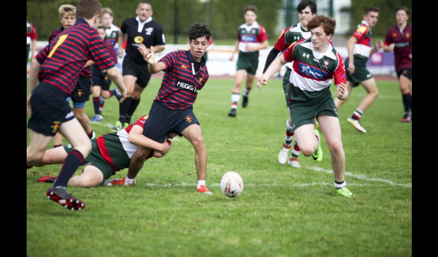 Tournoi de jeunes « La tranchée des rugbymen » avec les clubs de Compiègne, Epernay et Trojans FC d'Angleterre, Firewood du Pays de Galles.