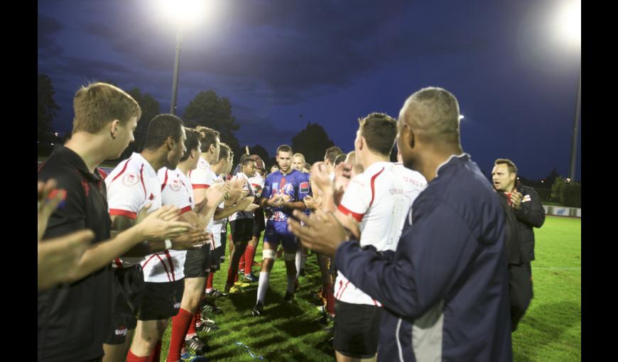 Match d’ouverture entre l’équipe de rugby la Gendarmerie nationale et l’équipe britannique du 12th Royal Artillery Regiment.