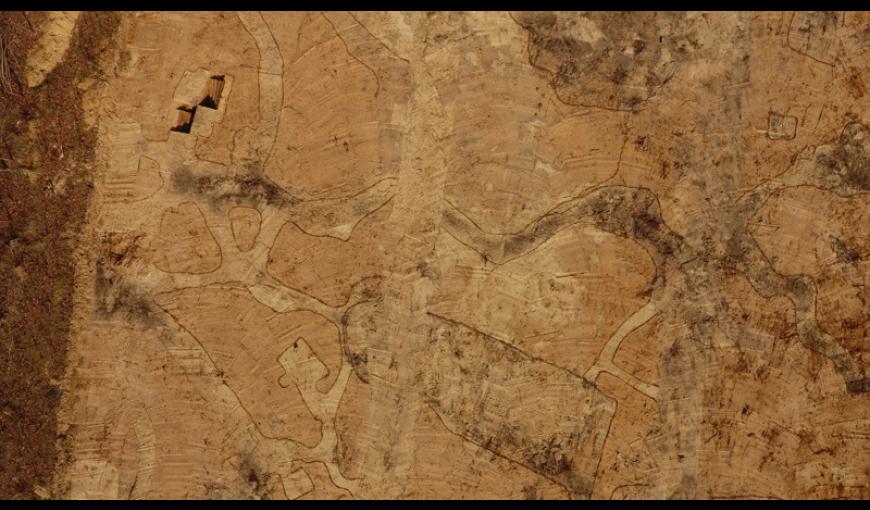 Vue aérienne du chantier de fouilles archéologiques de Presle-et-Boves (Aisne)