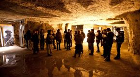 Dans la Caverne Dans la Caverne