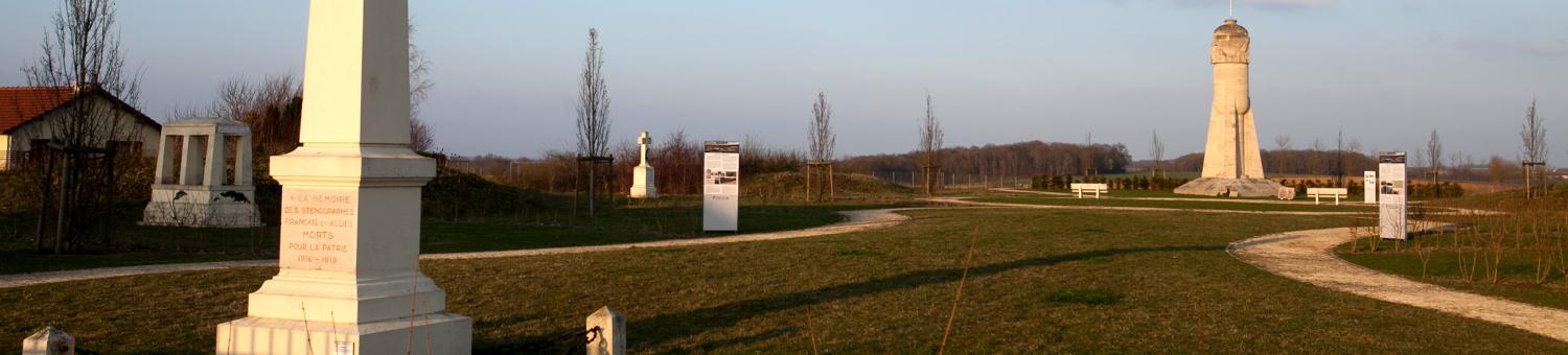 Monument des Crapouillots au Jardin de Mémoire de Laffaux (Aisne)
