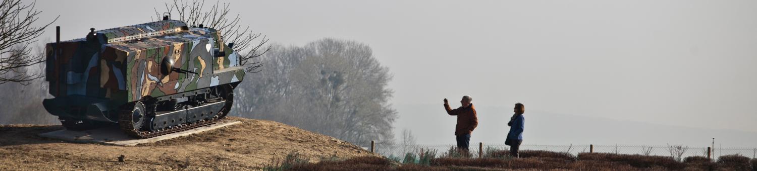 Réplique d'un char Schneider CA1 au monument national des chars d'assaut à Berry-au-Bac (Aisne)