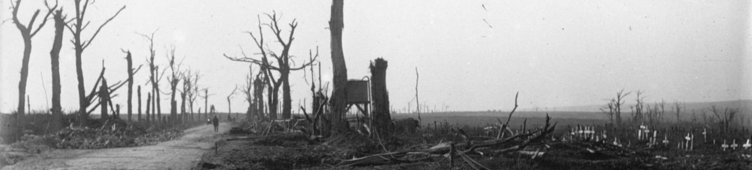 Le Chemin des Dames, l'état du terrain et un cimetière allemand en 1918