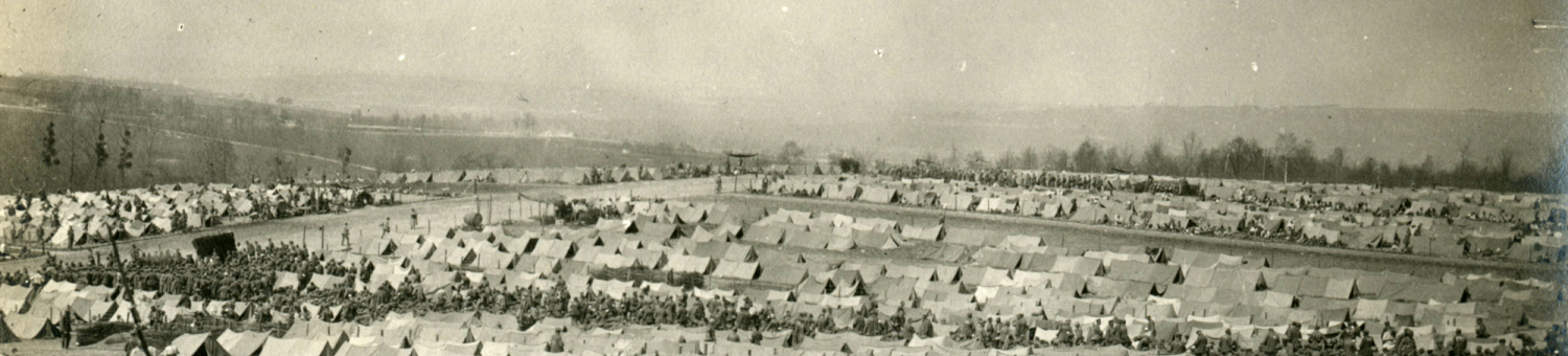 Vue d'ensemble du camp d'Irval depuis le sud du camp, fin avril 1917