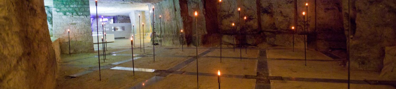 Les flambeaux de la Mémoire dans les souterrains de la Caverne du Dragon-Musée du Chemin des Dames (Aisne)