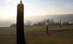 Constellation de la Douleur, l'oeuvre de Christian Lapie en hommage aux tirailleurs sénégalais sur le Chemin des Dames (Aisne)