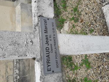 photo sépulture au cimetière de Paissy photo sépulture au cimetière de Paissy