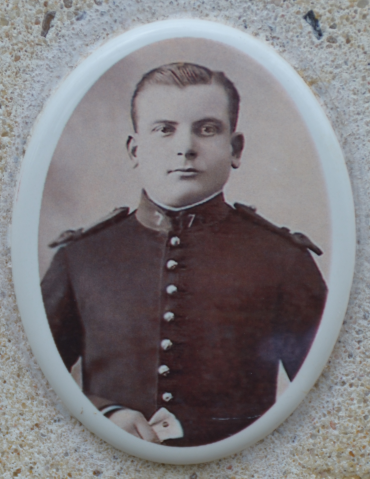 Richard Henri portrait 
