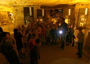 Visite guidée dans les souterrains de la Caverne du Dragon-Musée du Chemin des Dames (Aisne)